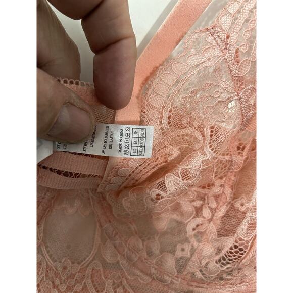 Guoeappa Womans Lace Bra Size 38DD Peach‎ Sexy Coquette - Picture 7 of 11